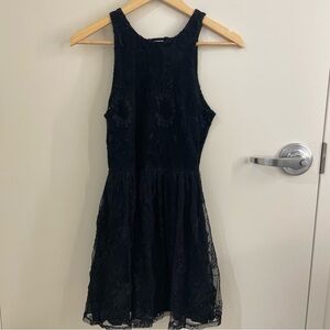Hollister Lace Sleeveless Black Dress‎ Side Zip Size M